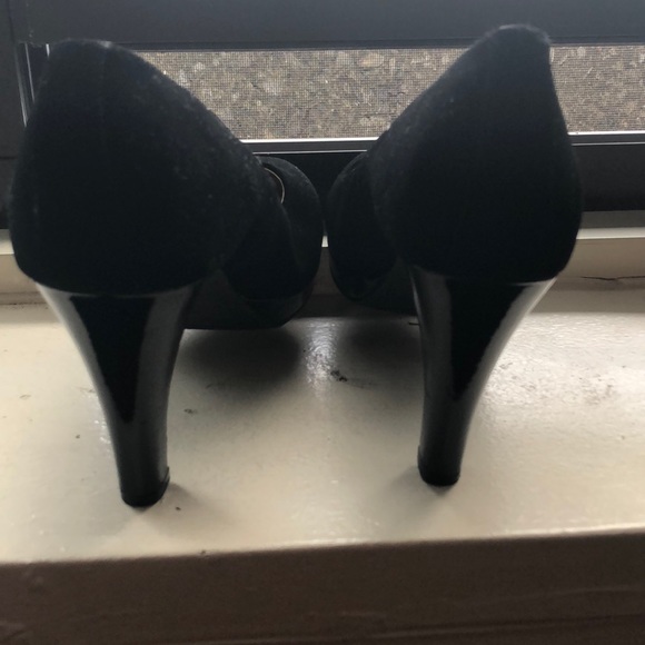 Shoes - Picture 3 of 3